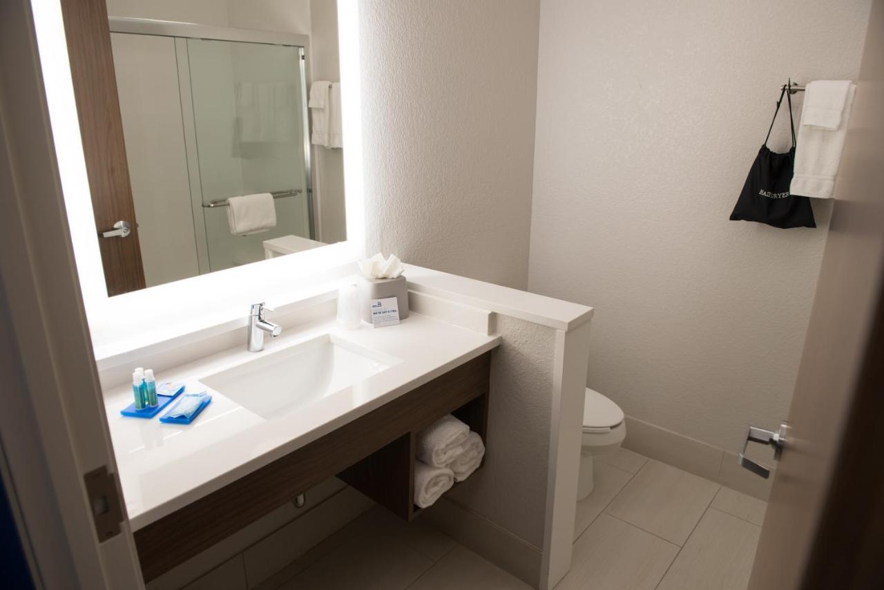 Holiday Inn Express & Suites - Merrillville By Ihg Екстериор снимка
