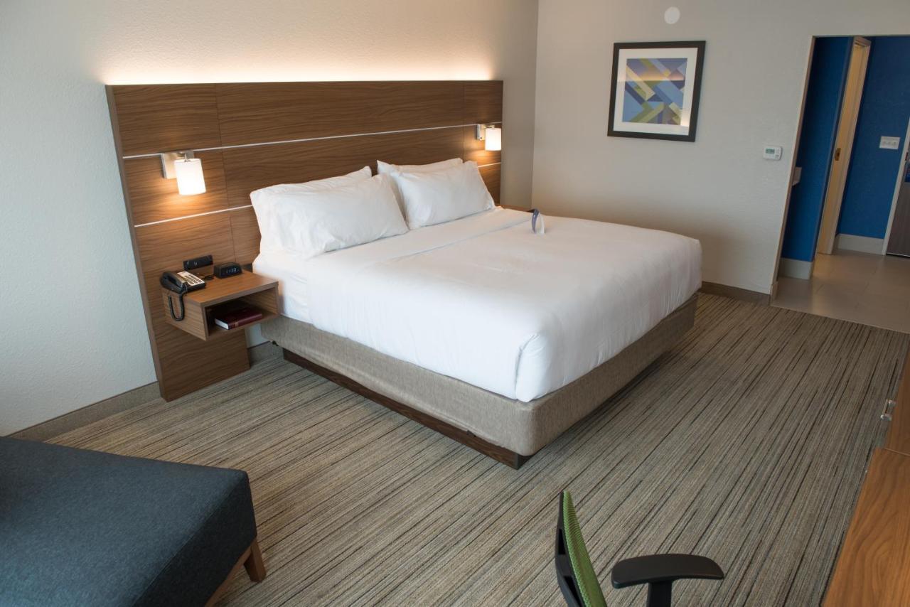 Holiday Inn Express & Suites - Merrillville By Ihg Екстериор снимка