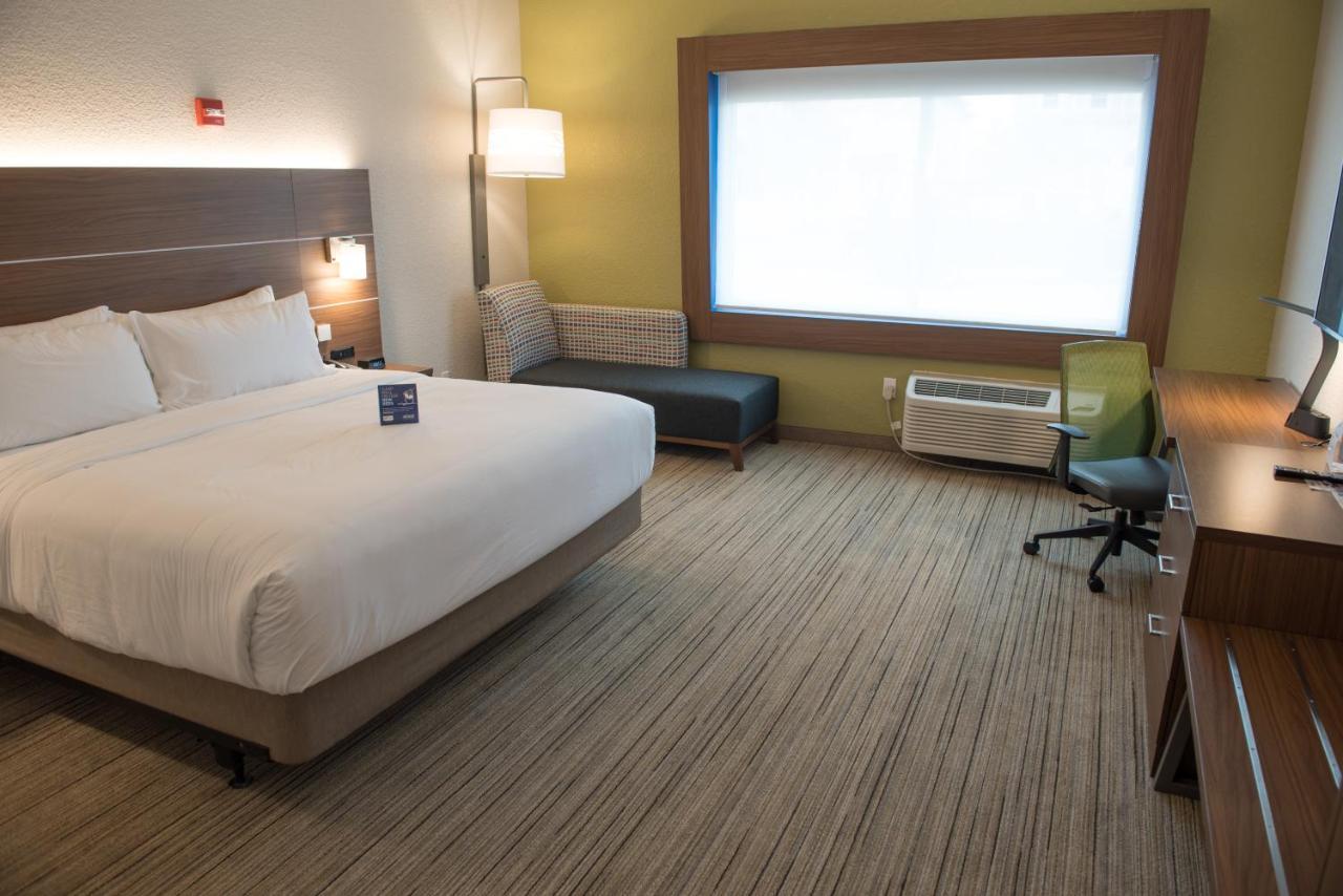 Holiday Inn Express & Suites - Merrillville By Ihg Екстериор снимка
